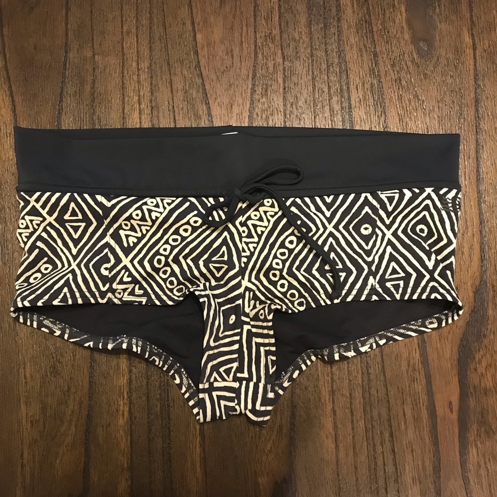Billabong Surf Capsule Bikini Shorts/ LG
